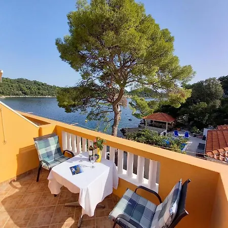 アパート Vinko Sobra