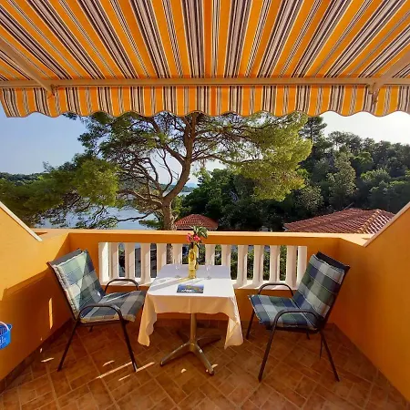 アパート Vinko Sobra